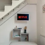 Mini Loft A - Studi, Porta Venezia * Milan